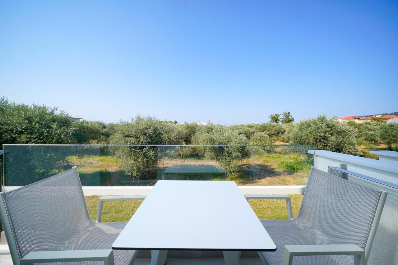 Olia Thassos - Luxury Apartments ภายนอก รูปภาพ