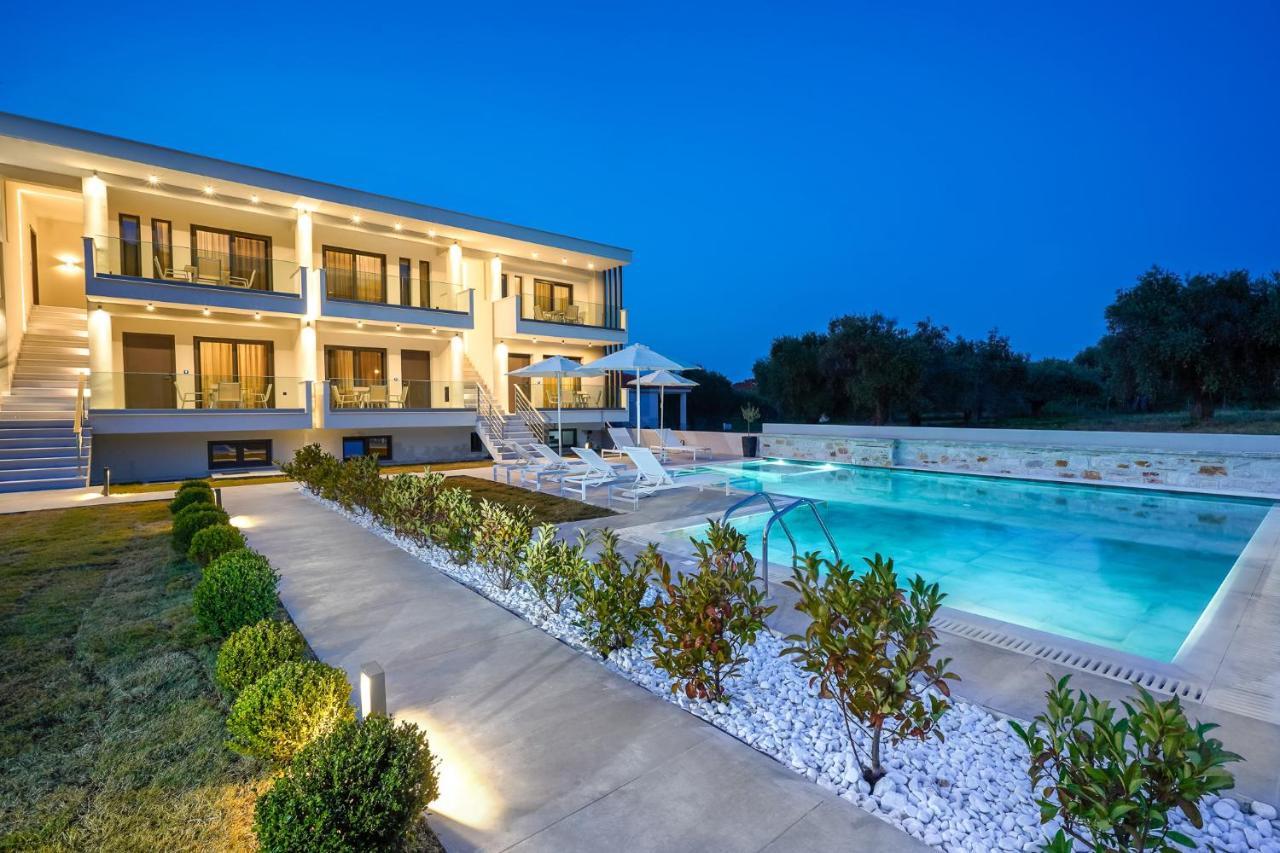 Olia Thassos - Luxury Apartments ภายนอก รูปภาพ