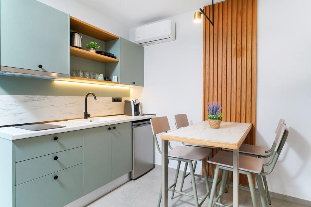 Olia Thassos - Luxury Apartments ภายนอก รูปภาพ