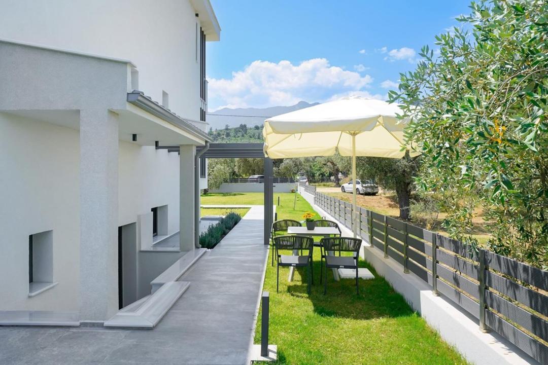 Olia Thassos - Luxury Apartments ภายนอก รูปภาพ